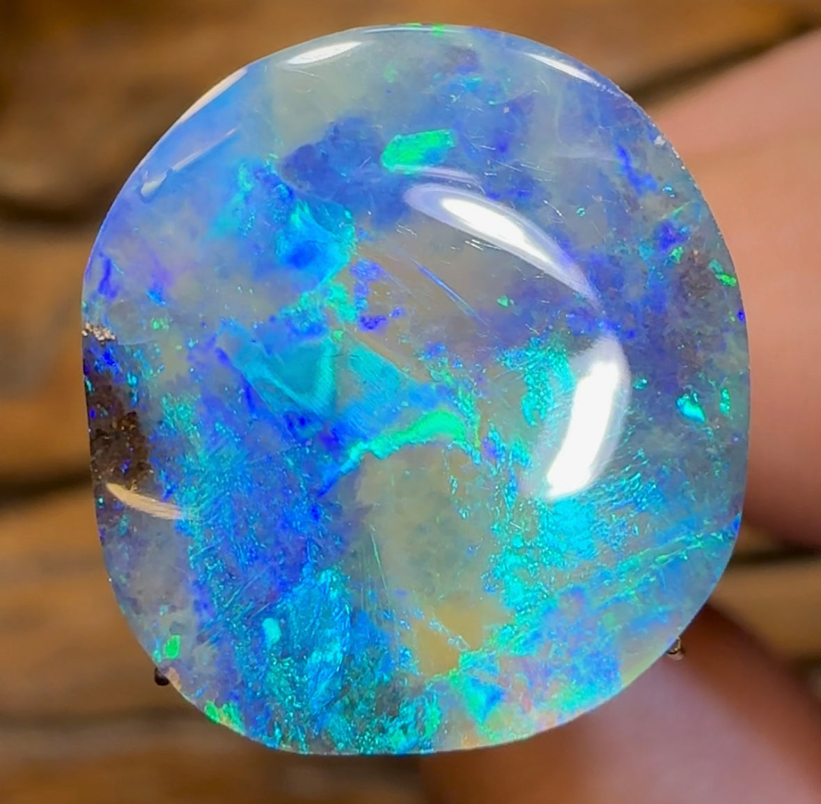 11.5cts - Australian Boulder Seam Opal. Full face - Opal Whisperers