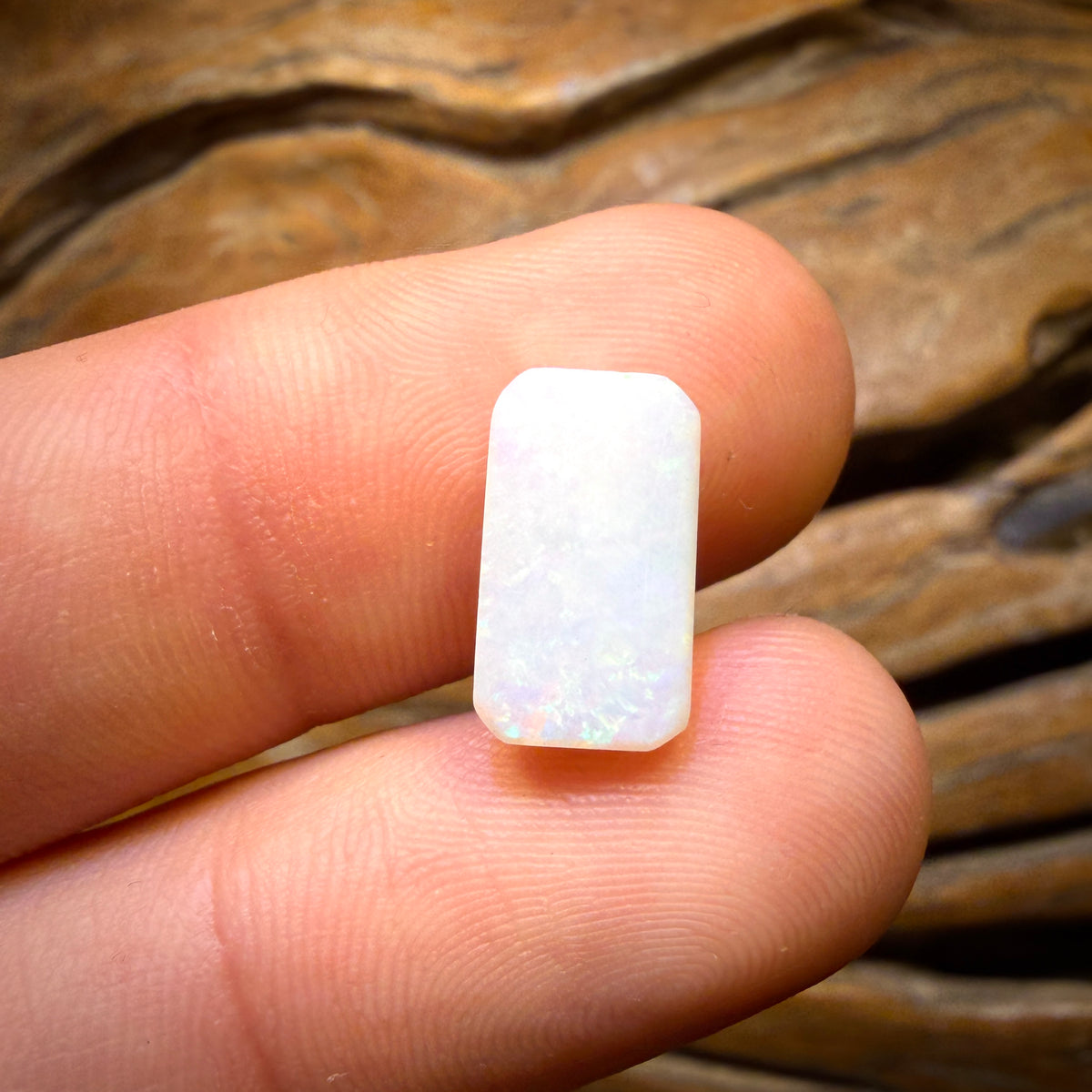 2.8cts - South Australian White Opal from Coober Pedy