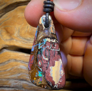 39 x 18 mm – Gebohrte Stammes-Opal-Halskette aus Queensland-Boulderopal
