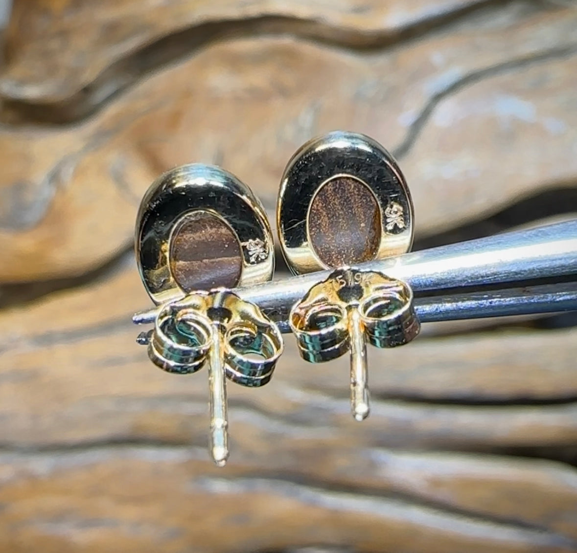 9k Gold - Classic Queensland Boulder Doublet Earrings - Opal Whisperers