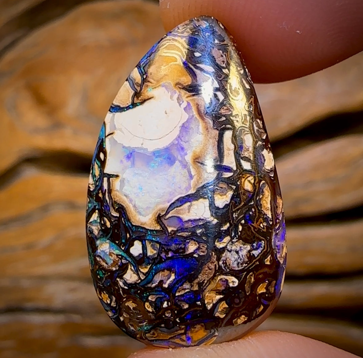 Auction Fall-Through = Your Gain! 🔥 Now More Than 50% Off RRP 🚨 34.7cts - Wow Center and Tribal Queensland Boulder Opal from Koroit