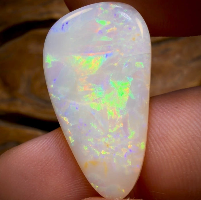 🔨 AUCTION 🔨 Reserve 💎 High Roller Banger Auction 💎 18.1cts - South Australian White Opal