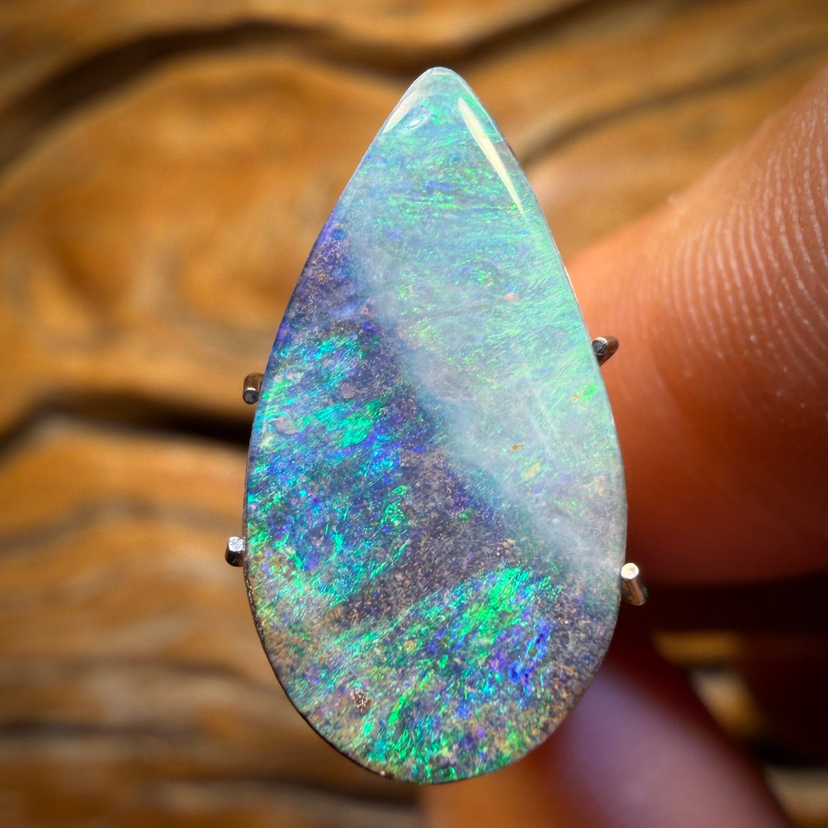 5.2cts - Australian Boulder Seam Opal from Winton
