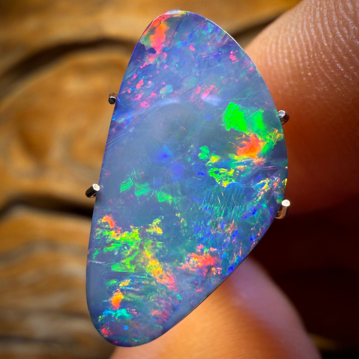5.5cts - Australian Boulder Opal Doublet
