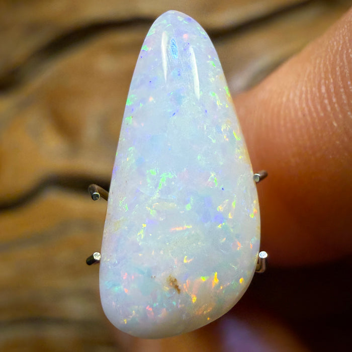 5.6cts - South Australian White Opal from Coober Pedy