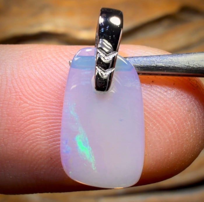 🔨 AUCTION 🔨 No Reserve Sterling Silver - South Australian Solid Crystal Opal Pendant