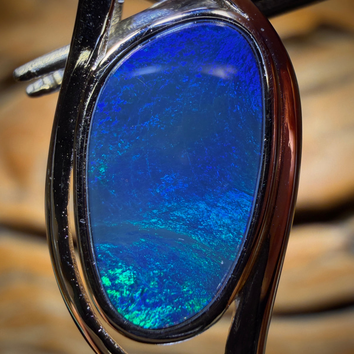 🔨 AUCTION 🔨 Sterling Silver - Queensland Boulder Opal Doublet Pendant