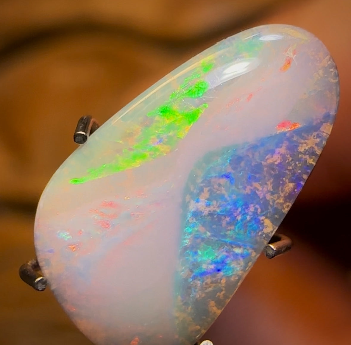 2.25cts - Queensland Boulder Seam Opal