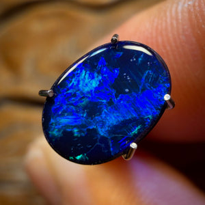 1.4cts - Lightning Ridge Opal Doublet