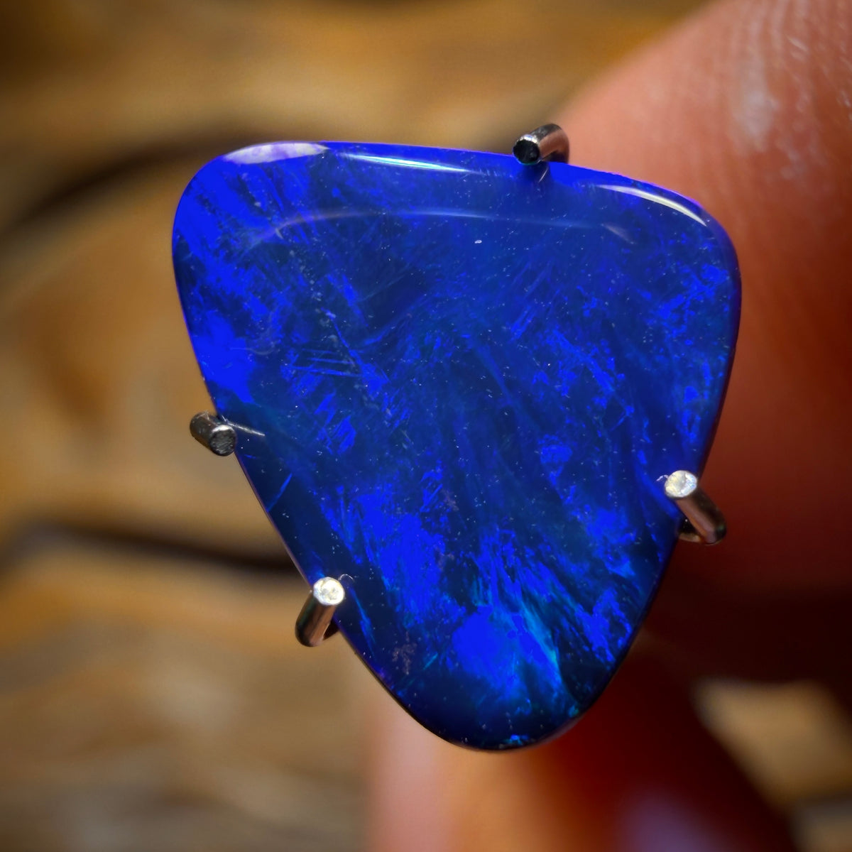 1.4cts - Lightning Ridge Opal Doublet