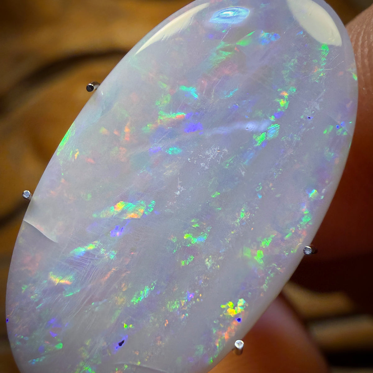Half Price Card ! 6.8cts - Rare Mintabie Australian Dark Opal inclusions