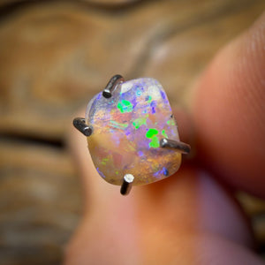 🔨 AUCTION 🔨 No Reserve 0.2cts - Solid Australian Boulder Pipe Opal