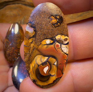 🔒 149.4cts - 5x Australian Tribal Boulder Opal’s. Wholesale Dealers Parcel