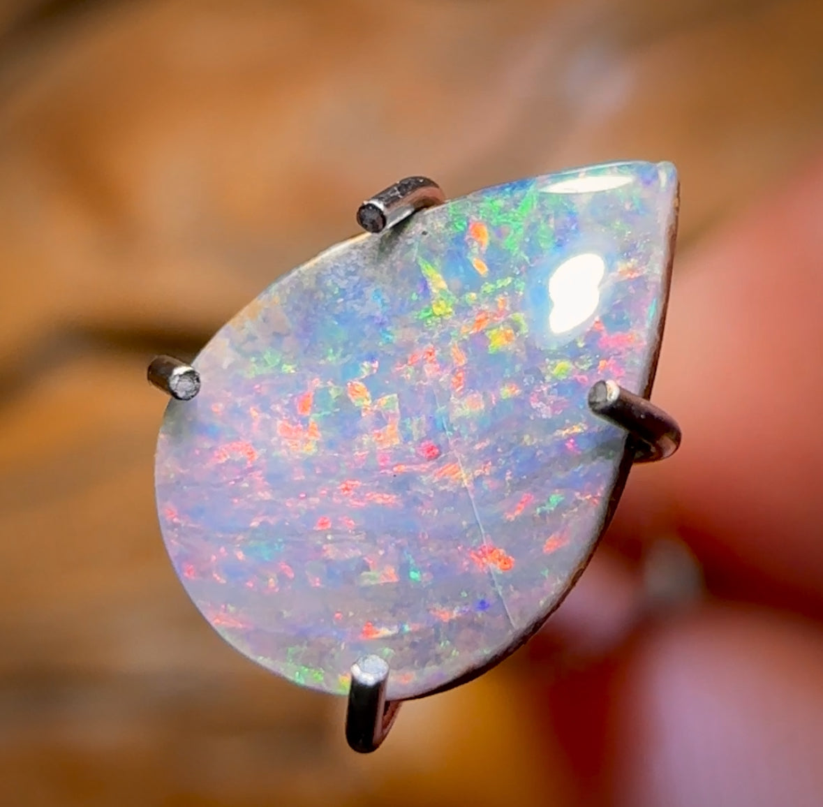 🔨 AUCTION 🔨 No Reserve 0.82cts - Queensland Boulder Seam Opal