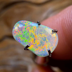TGIF 0.55cts - South Australian Crystal Opal from Andamooka