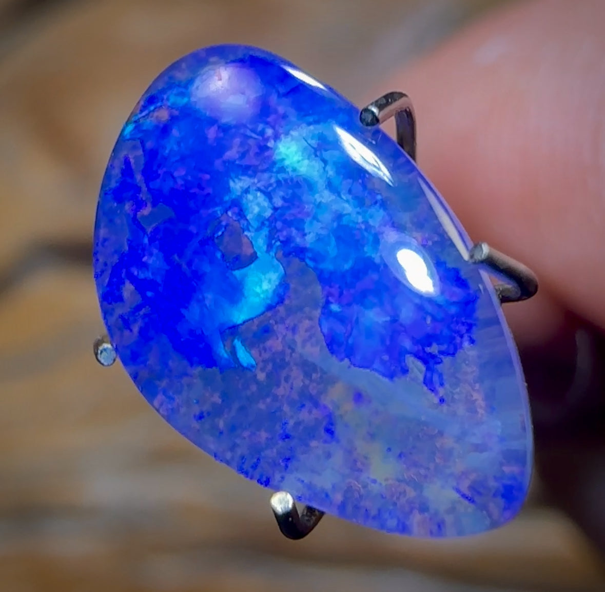 2.25cts - “Electric Shallows” Queensland Boulder Seam Opal