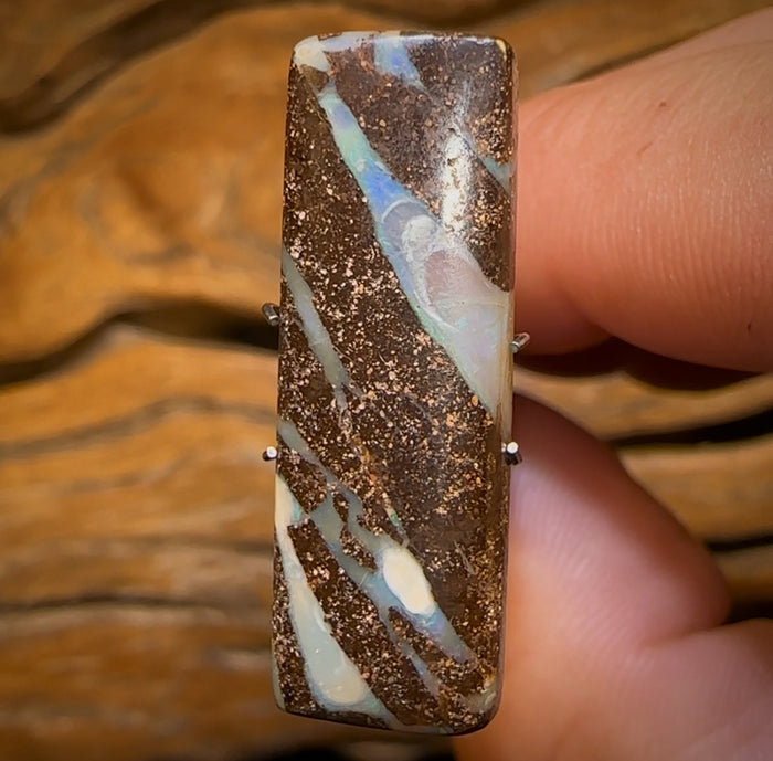 🔨 AUCTION 🔨 No Reserve 11.3cts - Queensland Boulder Seam Opal