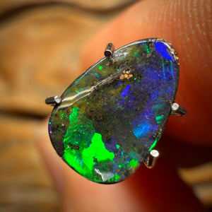 1.45cts - Top Australian Boulder Seam Opal from Winton