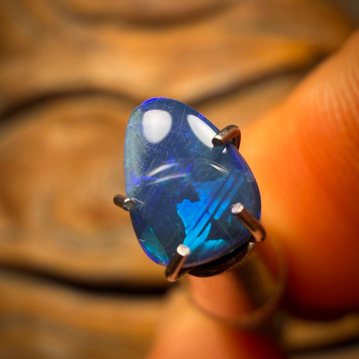 🔨 AUCTION 🔨 No Reserve 0.7cts - Australian Boulder Opal Doublet