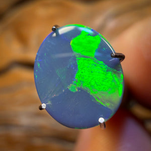 1.1cts - Black Opal from Lightning Ridge