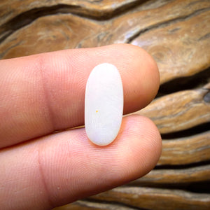 Bargain Card! 2.8cts - South Australian White Opal from Coober Pedy