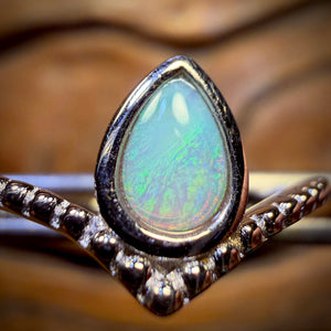 🔨 AUCTION 🔨 Sterling Silver - South Australian Crystal Opal Ring