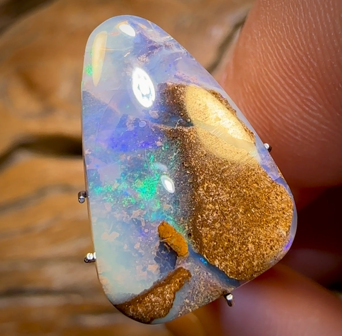 9.3cts - “Islands from above” Queensland Boulder Seam Opal