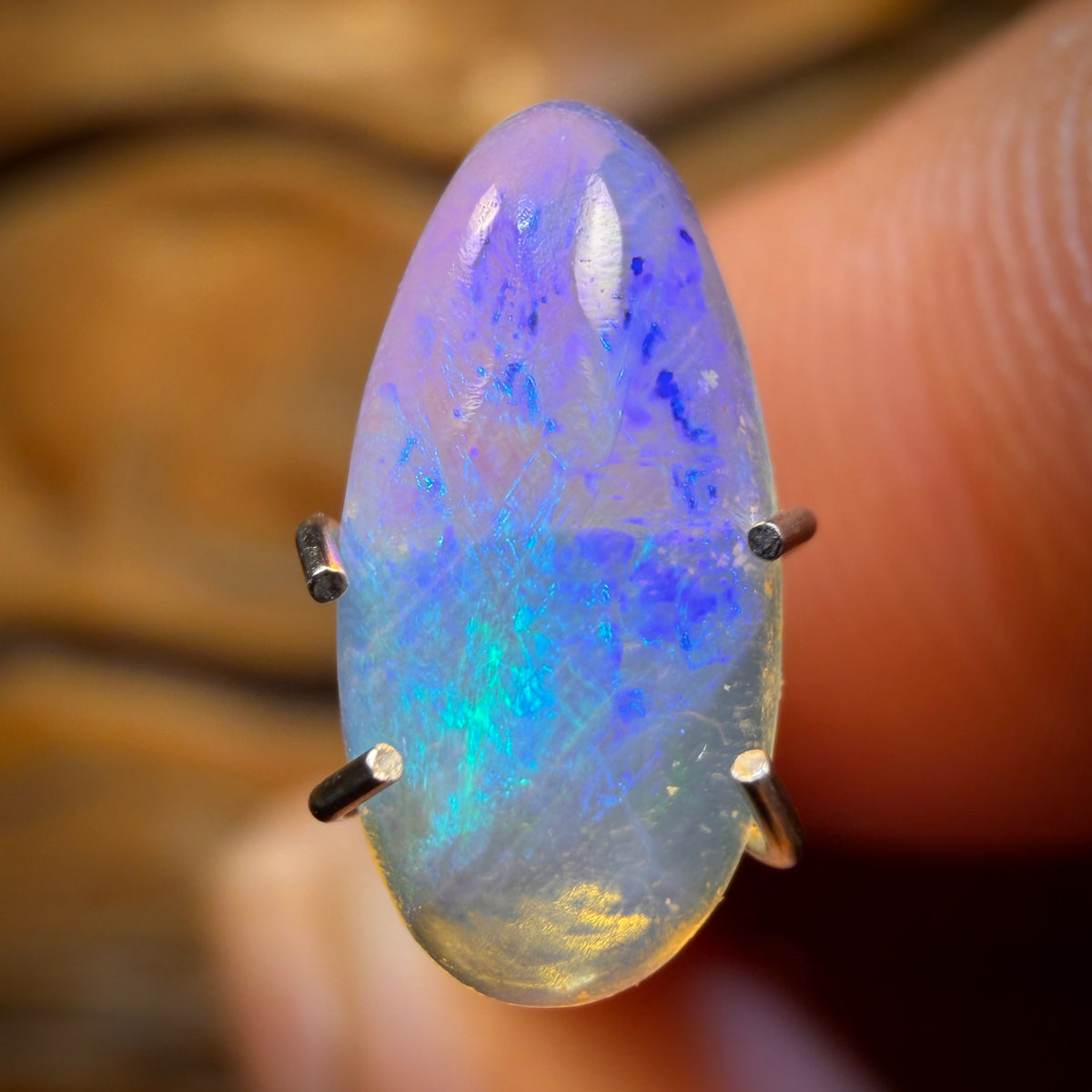 1.1cts - Lightning Ridge Crystal Opal