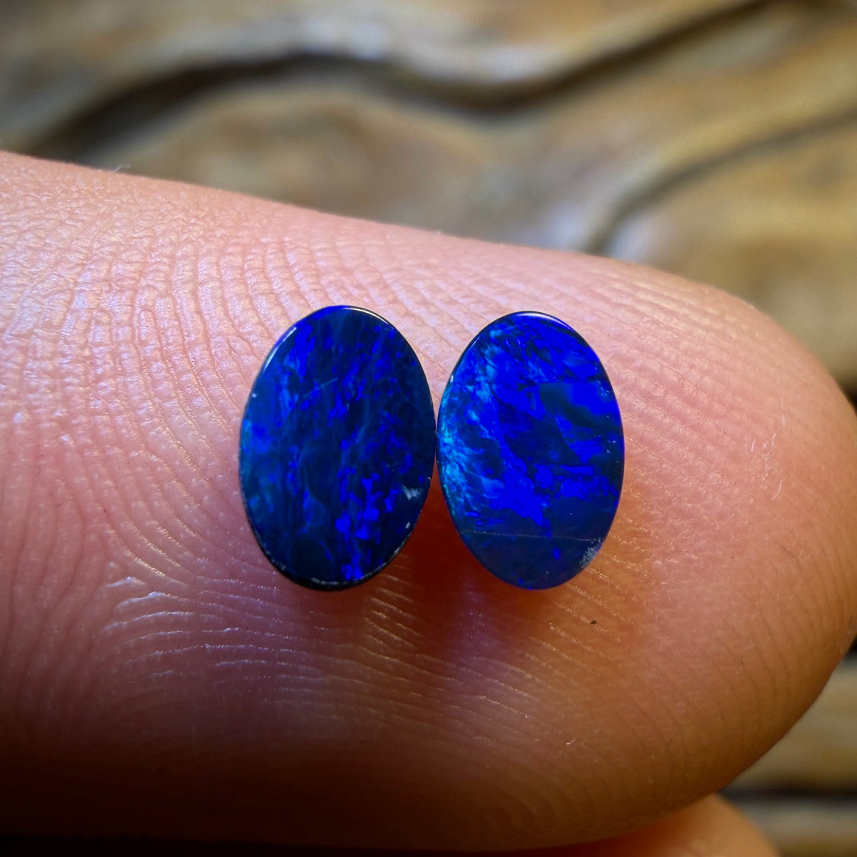 HDW 0.75cts - Australian Boulder Opal Doublet Pair