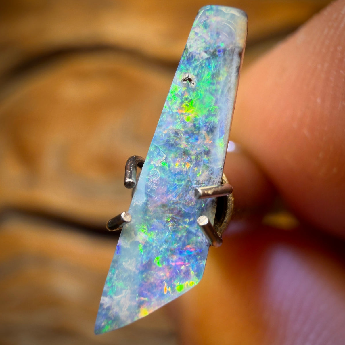 Half Price Card! 0.8cts - Queensland Boulder Seam Opal. Australian Opal