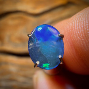 0.75cts - Australian Boulder Opal Doublet