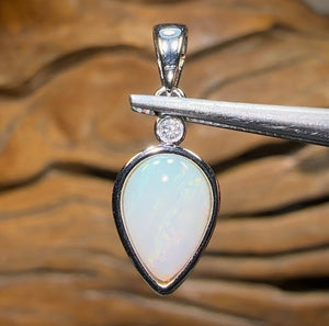 Silver Solid South Australian Crystal Opal Pendant - Opal Whisperers