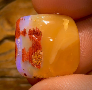 16.6cts - Boulder Pipe Opal Rub. Australian Opal