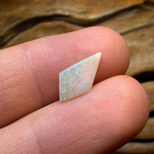 0,9ct – Südaustralischer Kristallopal