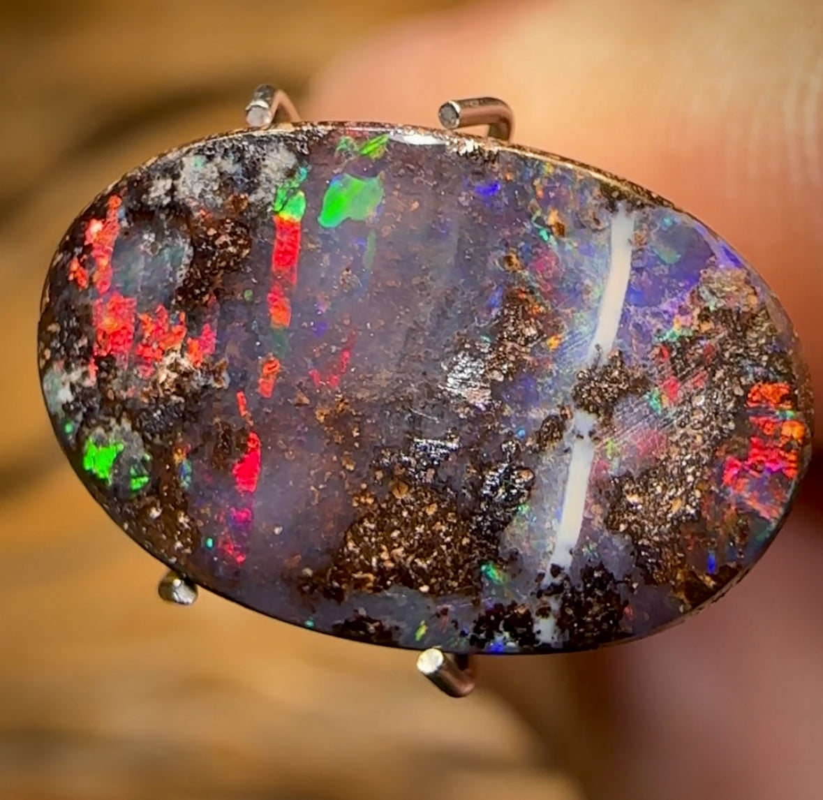 Auction Fall-Through = Your Gain! 🔥 Now More Than 50% Off RRP 🚨 4.25cts - Queensland Boulder Seam Opal with Red Fire