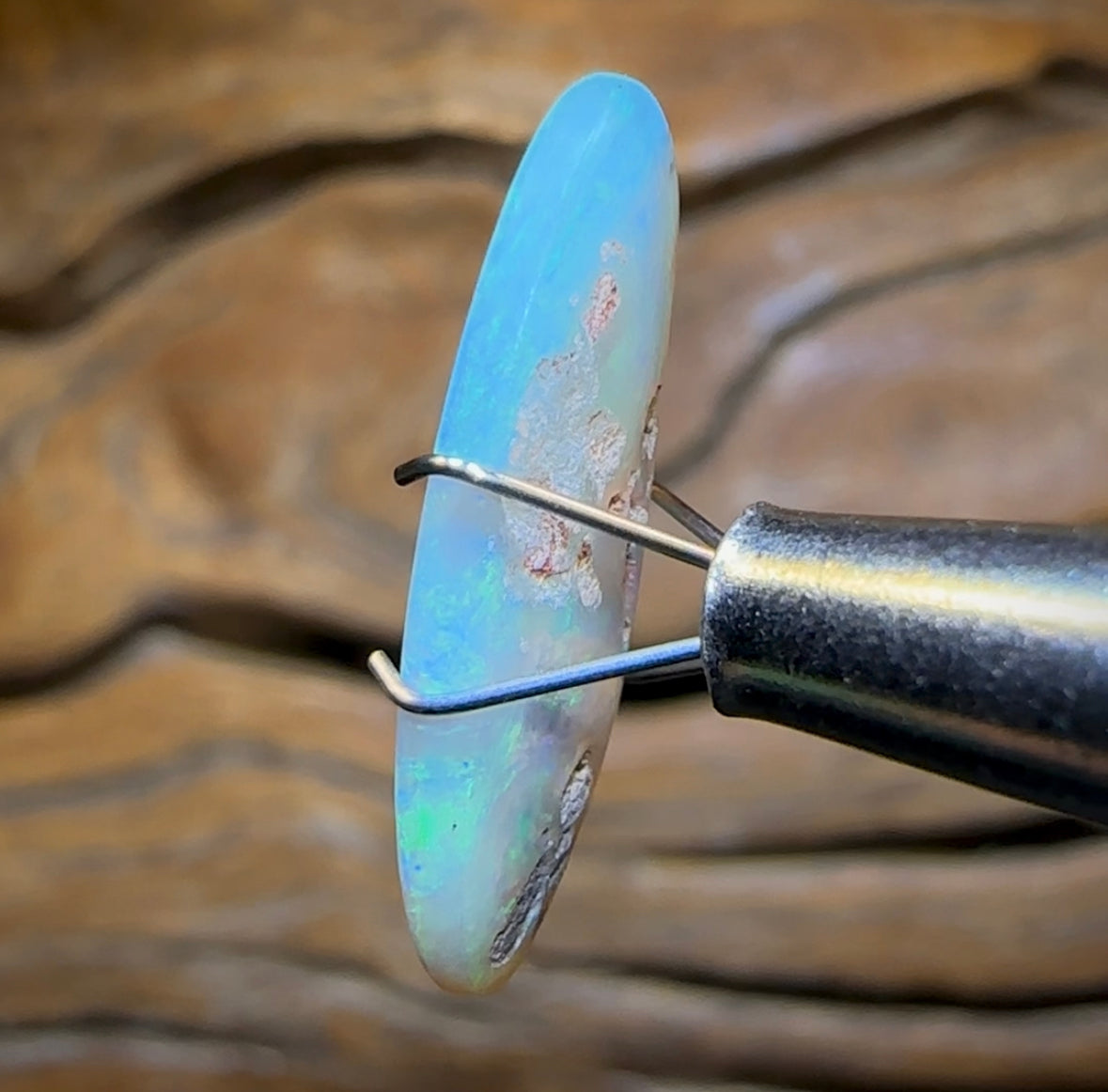 3.9cts - Lightning Ridge Crystal Opal - Opal Whisperers