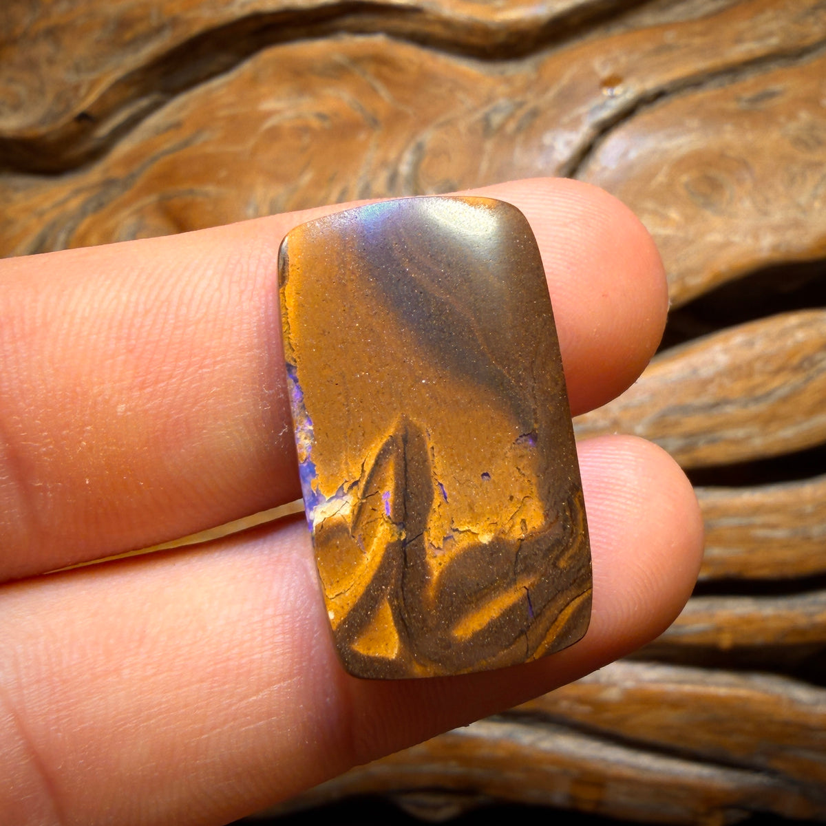 27.4cts - Gem Top Australian Boulder Seam Opal from Winton