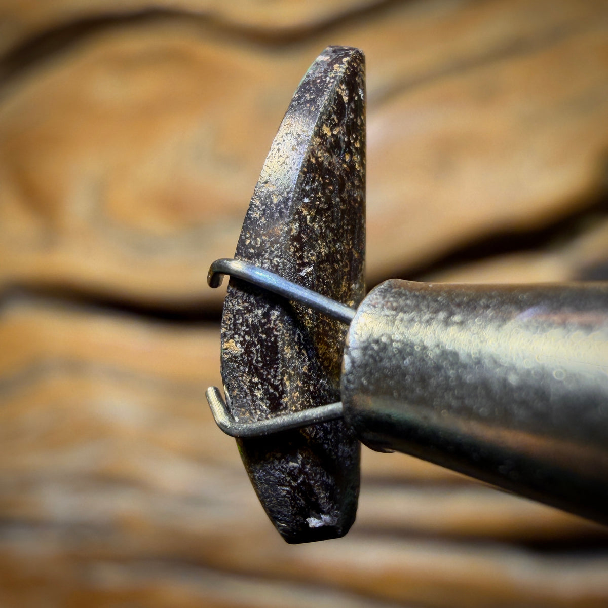 1.7cts - Australian Boulder Seam Opal