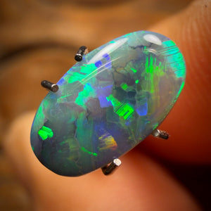 1.1cts - Lightning Ridge Black Opal