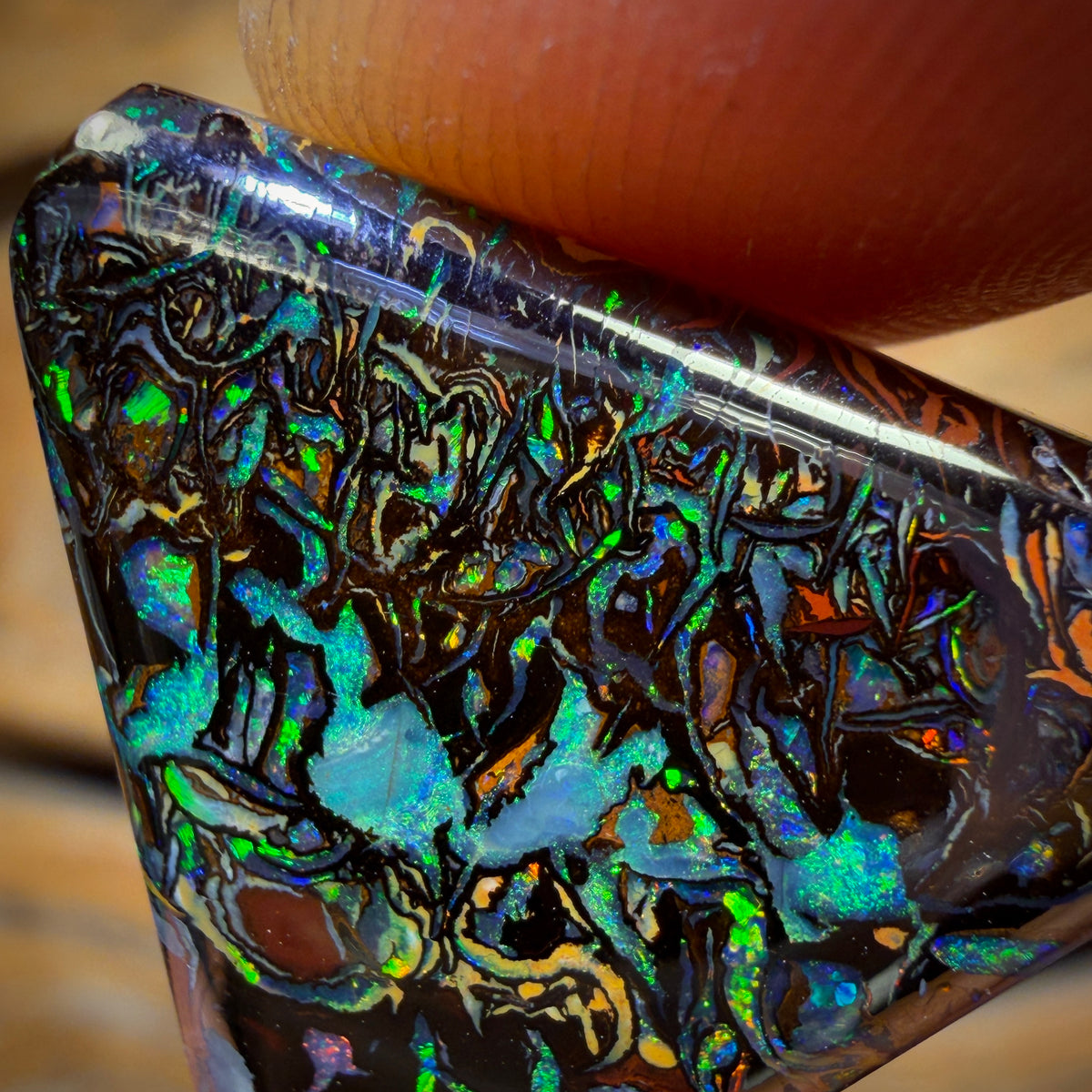 23.6cts - TOP Tribal Australian Boulder Opal