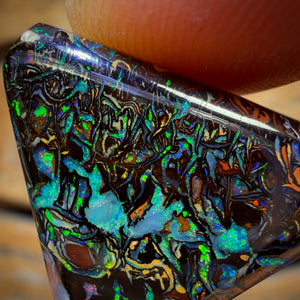 23.6cts - TOP Tribal Australian Boulder Opal