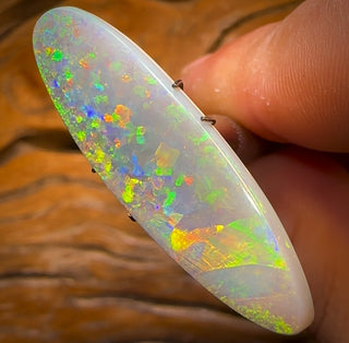 11,1 ct – Seltener dunkler Opal aus Südaustralien von Mintabie