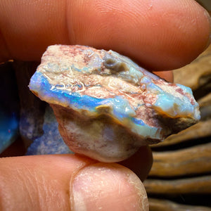 157.1cts - 5x Lightning Ridge Opal Rough Parcel