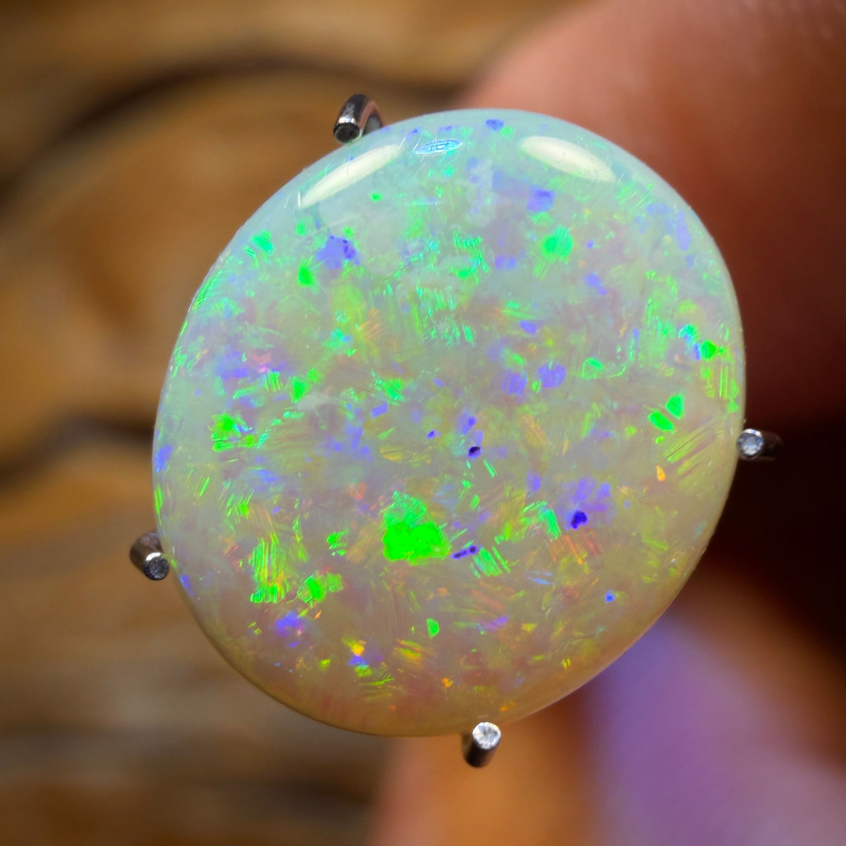 2.5cts - Lightning Ridge Light Opal