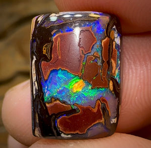 13.6cts - Australian Boulder Opal Eye Kernel Gem.