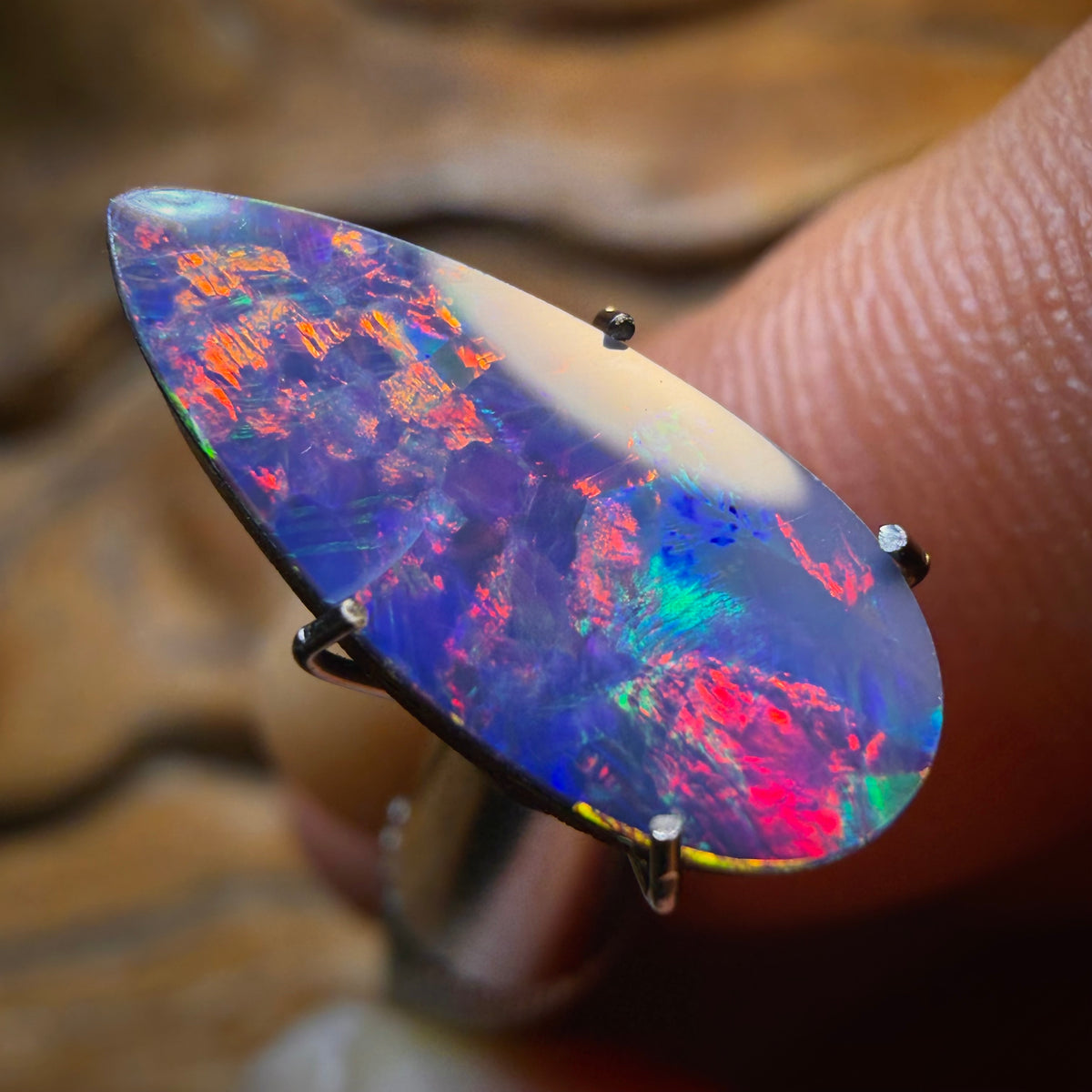 Dad Wildcard! 2.3cts - Top Australian Boulder Opal Doublet