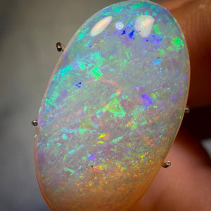 Opal Whisperer’s FEST STEHENDE INVESTITION – 8,7cts – Australischer Boulder Kristallopal. Präsentiert bei „Outback Opal Hunters“!