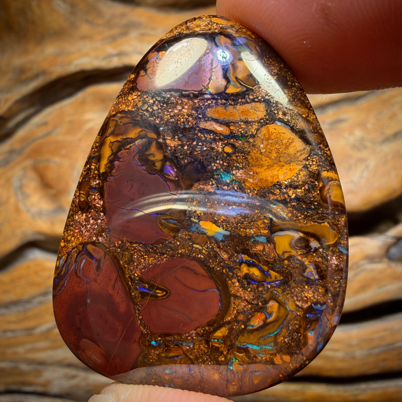 68cts - Queensland Boulder Opal Tribal Pattern