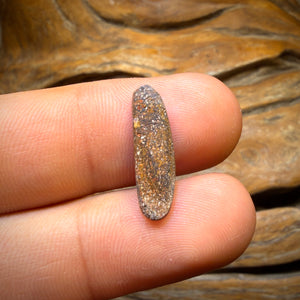 2.3cts - Australian Boulder Seam Opal