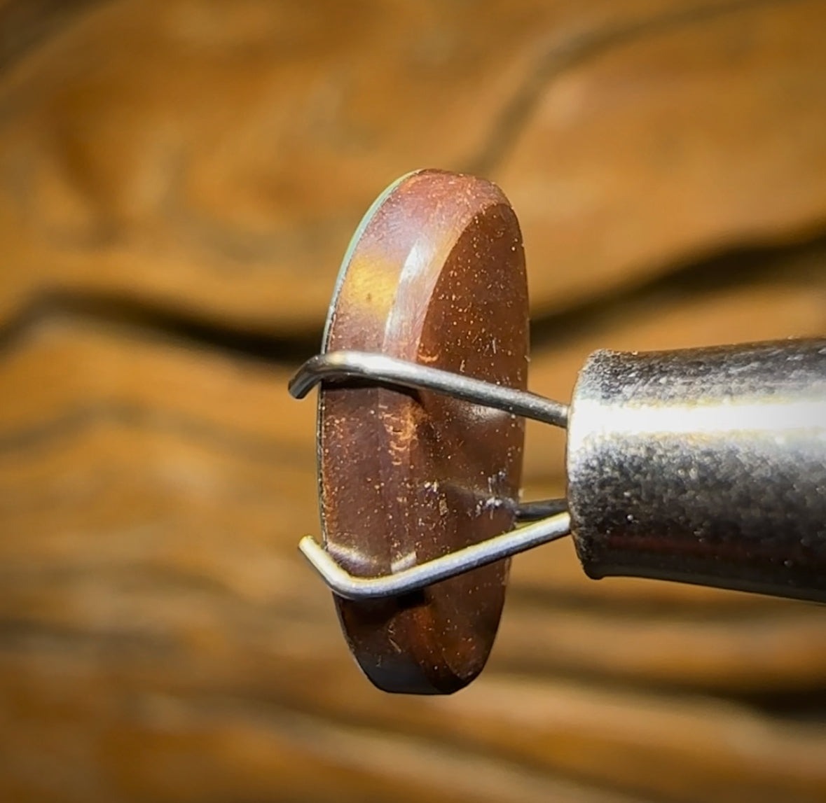 1,7 carats - Doublet d'opale Boulder australienne